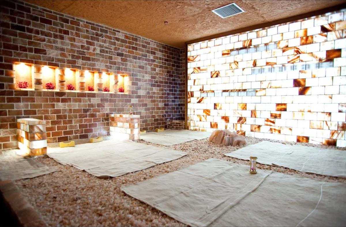Himalayan salt room and heated rooms at Crystal Spa in Los Angeles